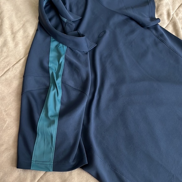 OAKLEY Collard shirt Golf Polo Navy Blue mens size Large - Picture 4 of 5